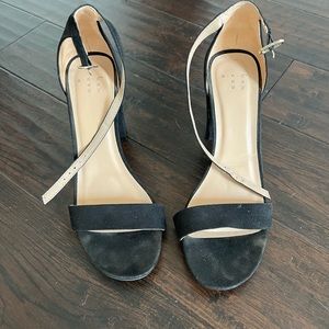 A New Day black block heels, women’s size 8